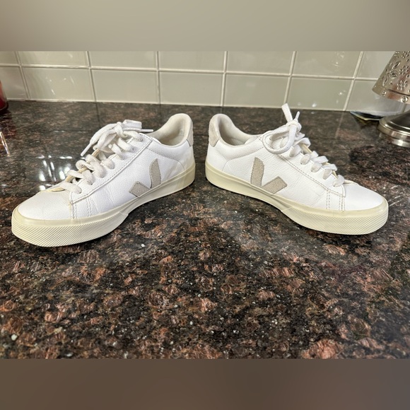 Veja Women's White and Gray campo Sneakers - Picture 4 of 9